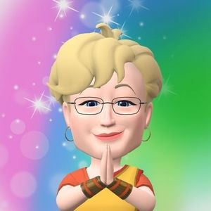 Meet your Posher, Carolyn